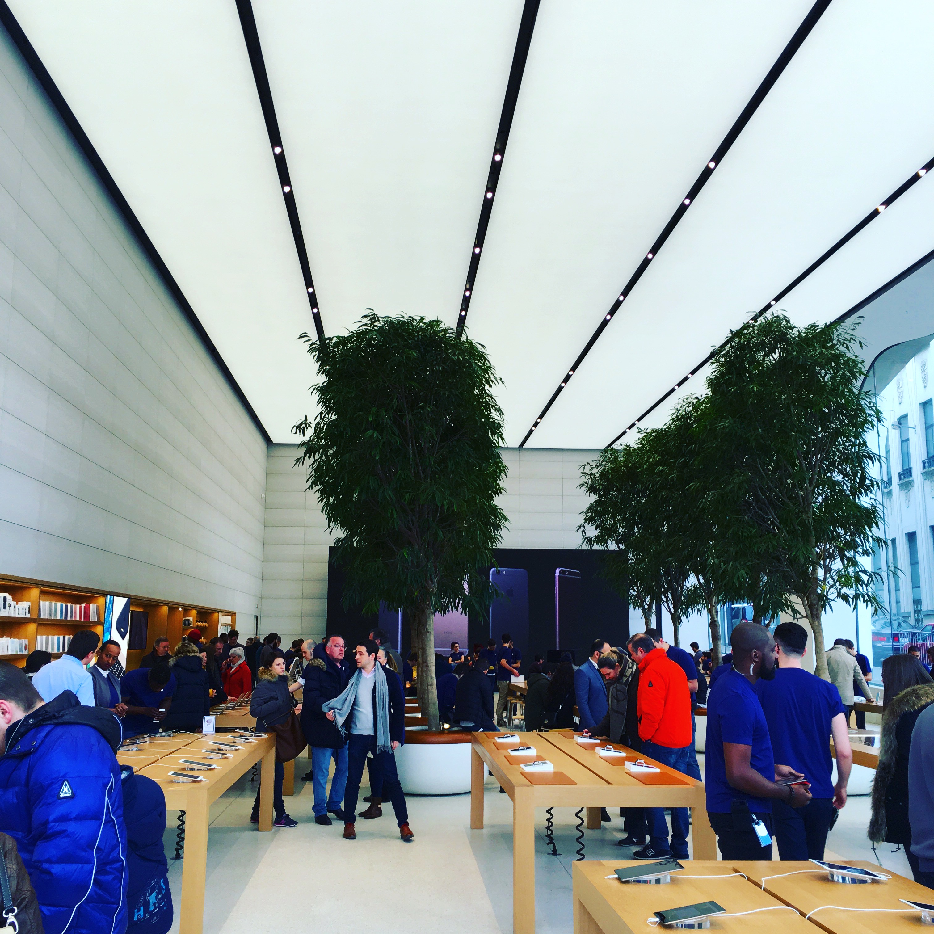 Apple Store, Brussels, Belgium