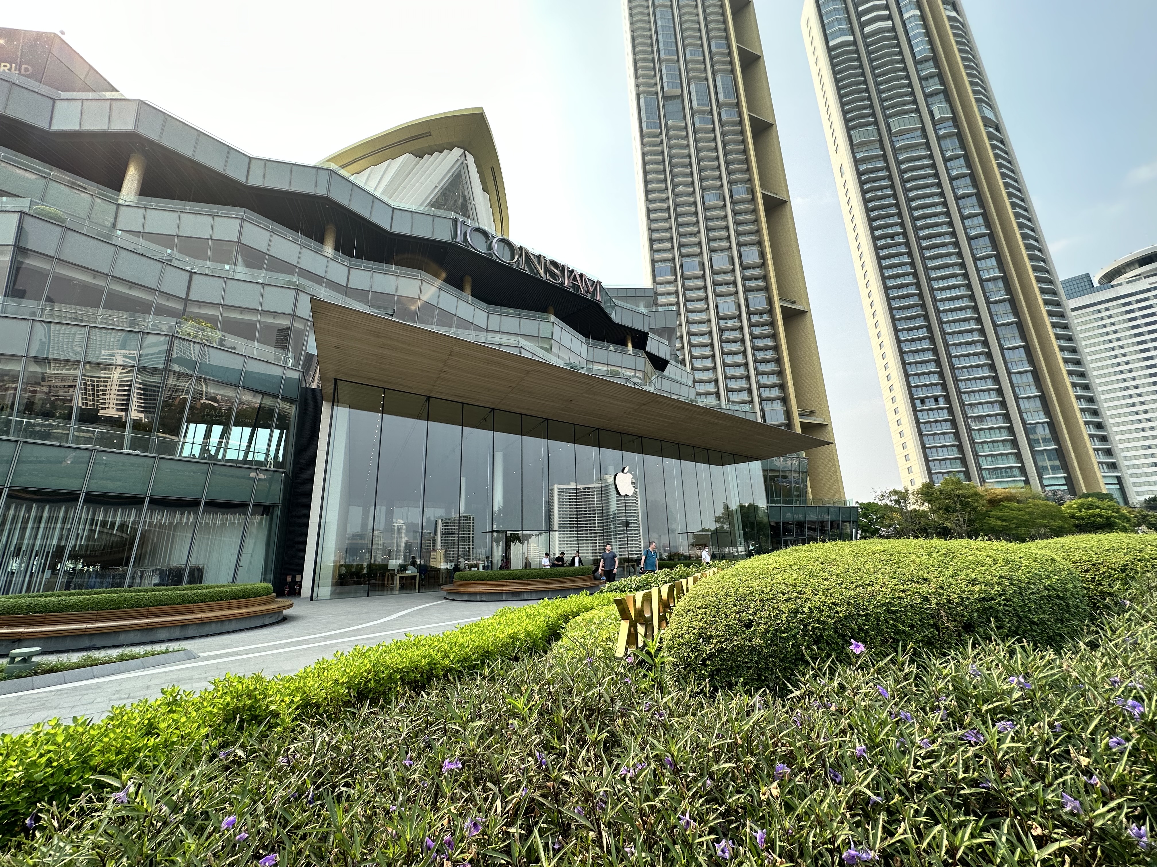 Iconsiam Apple Store, Bangkok, Thailand